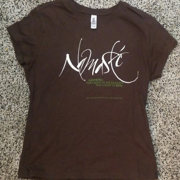 Bella yoga tee shirt - Picture 3 of 3